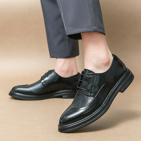 Men's Retro Trend British Pointed Leather Shoes
