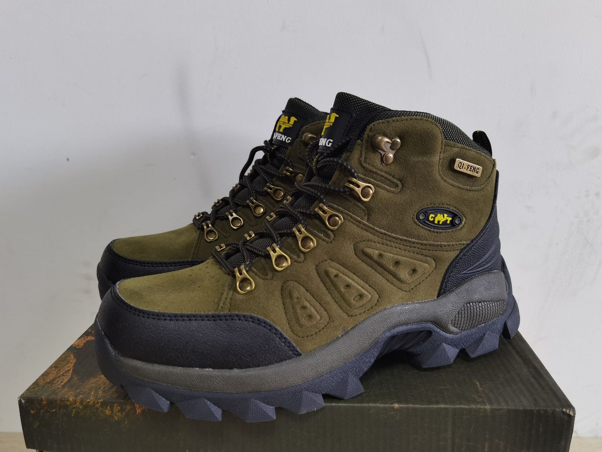 Men's High Top Outdoor Trendy Hiking Shoes
