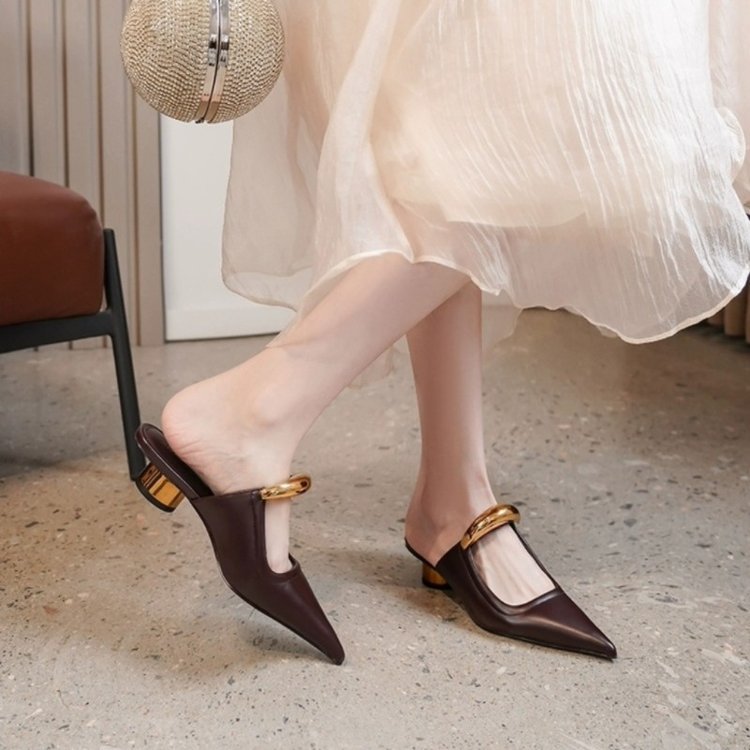 Women's Simple Pointed Müller Slippers (In Stock)