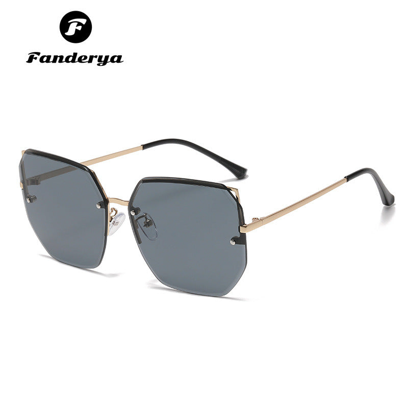 Women's Large Frame UV Protection Sunglasses