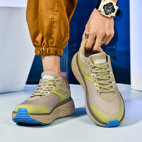 Men's Fly-woven Breathable Versatile Running Shoes