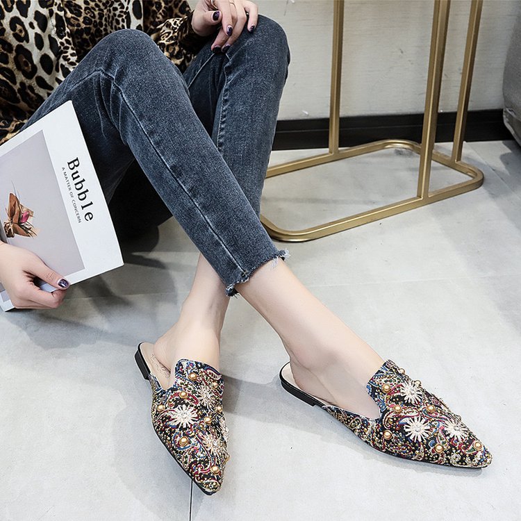 Women's Flat Shoes Rivets Shiny Pointed Half Slippers