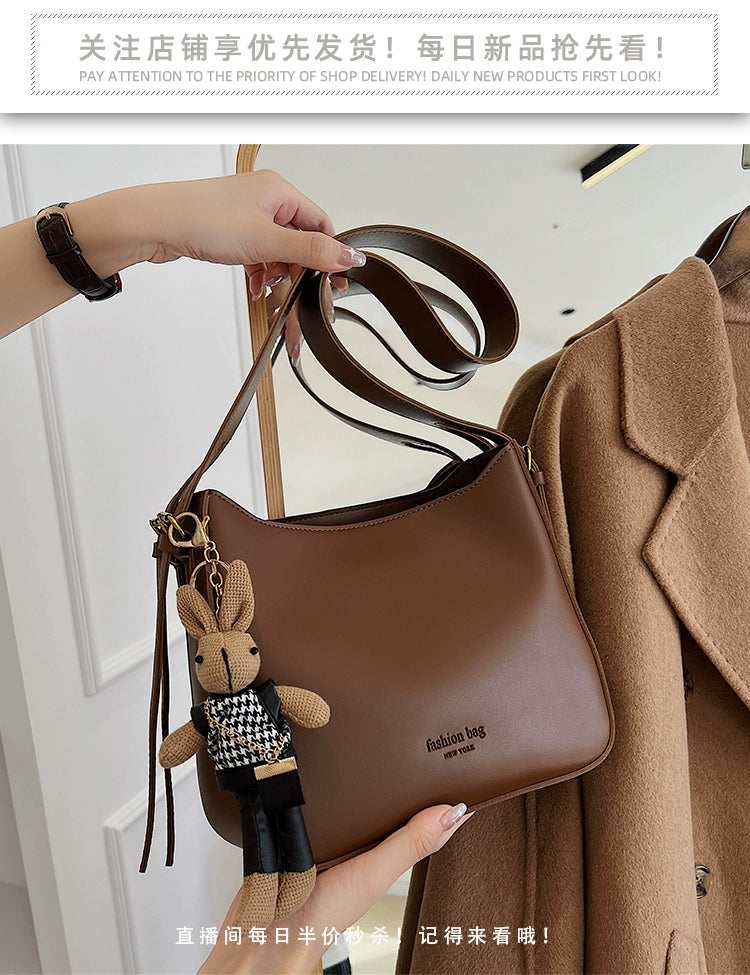 Women's Leather Trendy Versatile Shoulder Bag