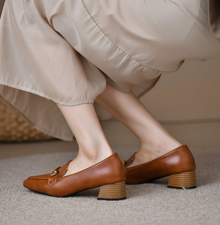 Women's Retro High Heels Thick Heel Shoes