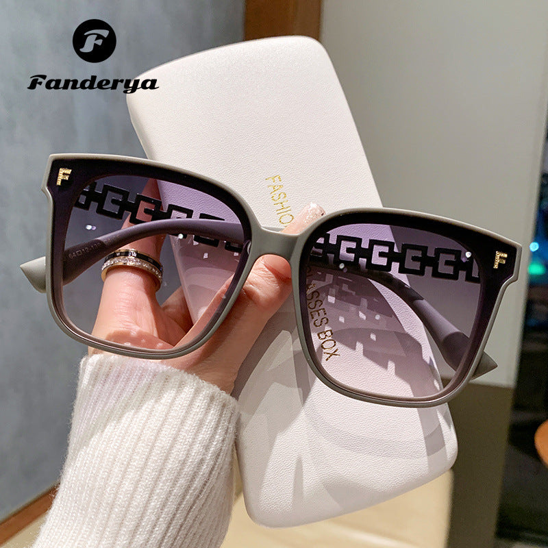 Women's Large Frame UV-Protract Sunglasses