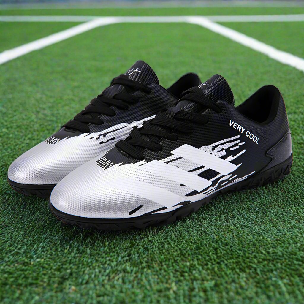 Men's PU/PVC Low-Top Football Turf Sports Shoes