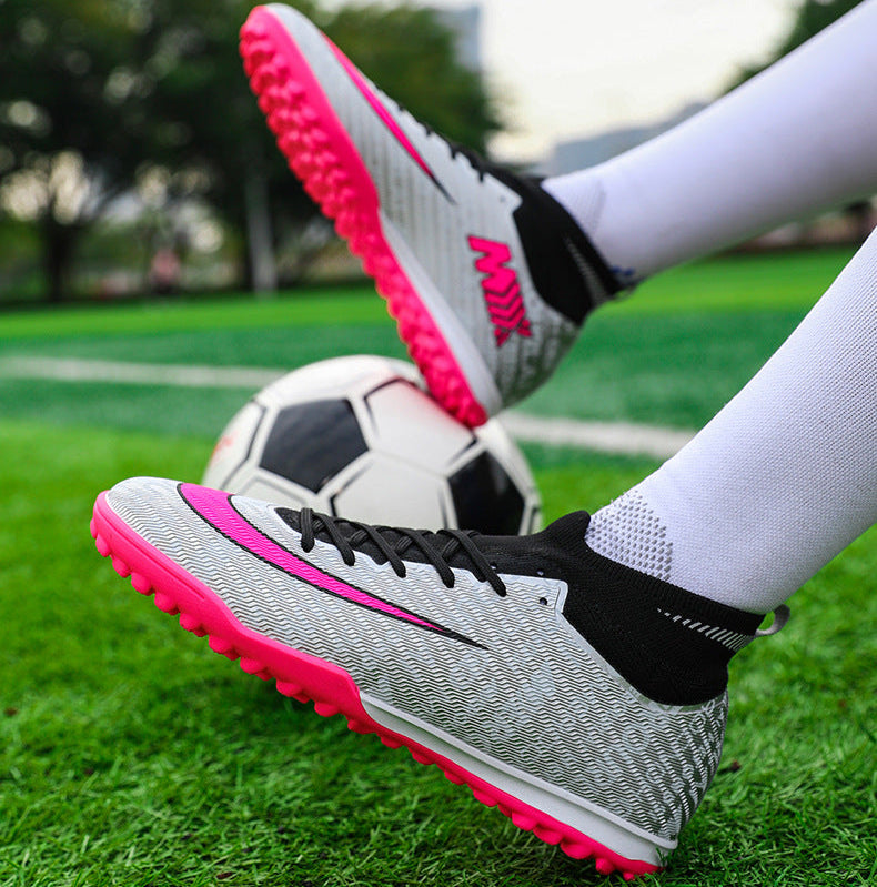 Men's Football Breathable Broken Nails Shoes