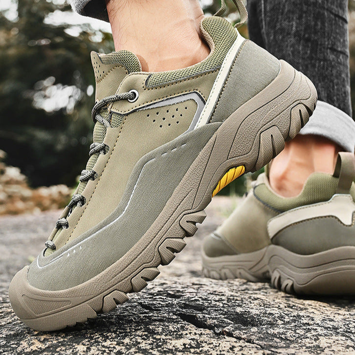 Men's Leather High-End Mountaineering Shoes