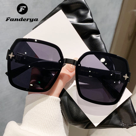Women's Large Frame Fashion Trend Sunglasses