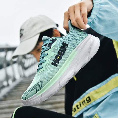 Men's Breathable Mesh Ultra-Light Running Shoes