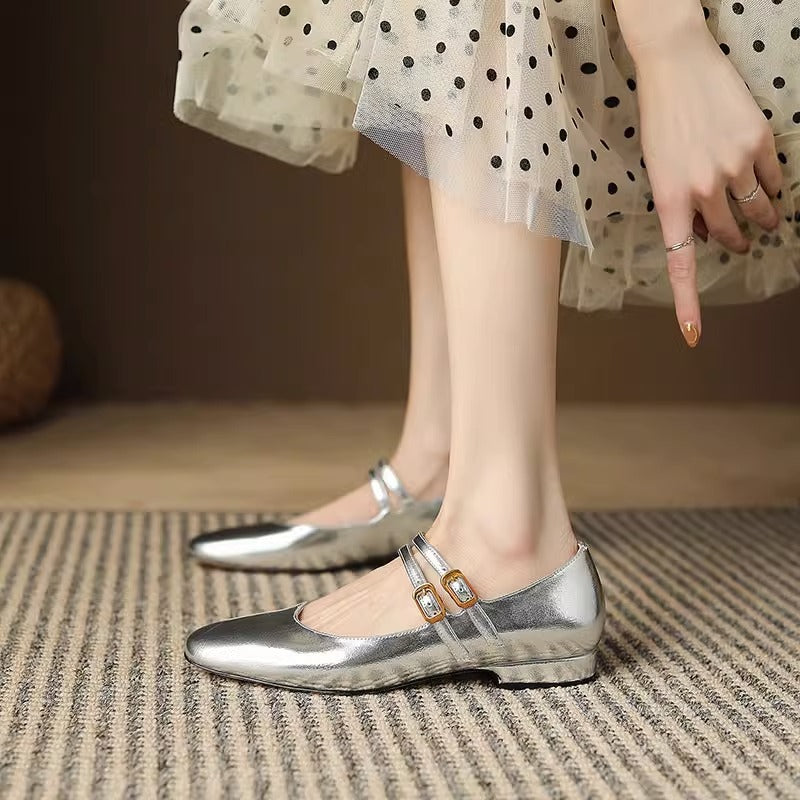 Women's Soft Leather Retro Flat Shoes