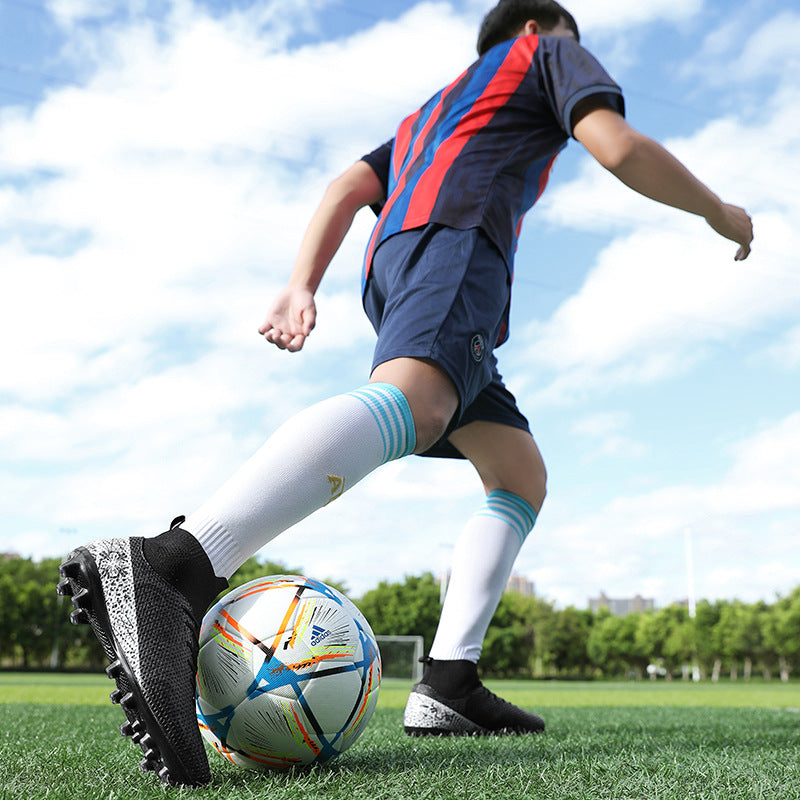 Men's Breathable Sports Football Lightweight Shoes