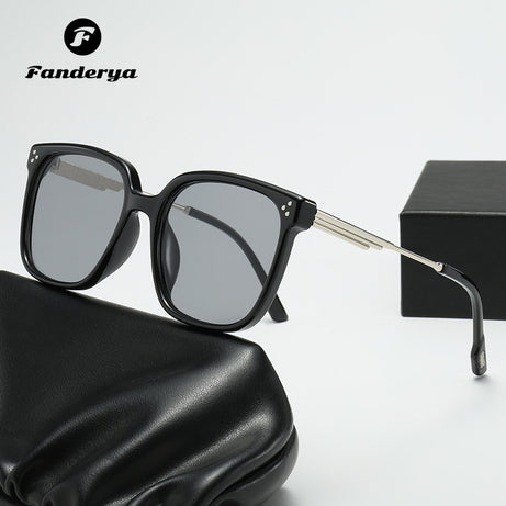 Women's High Sense Anti-ultraviolet  Small Sunglasses