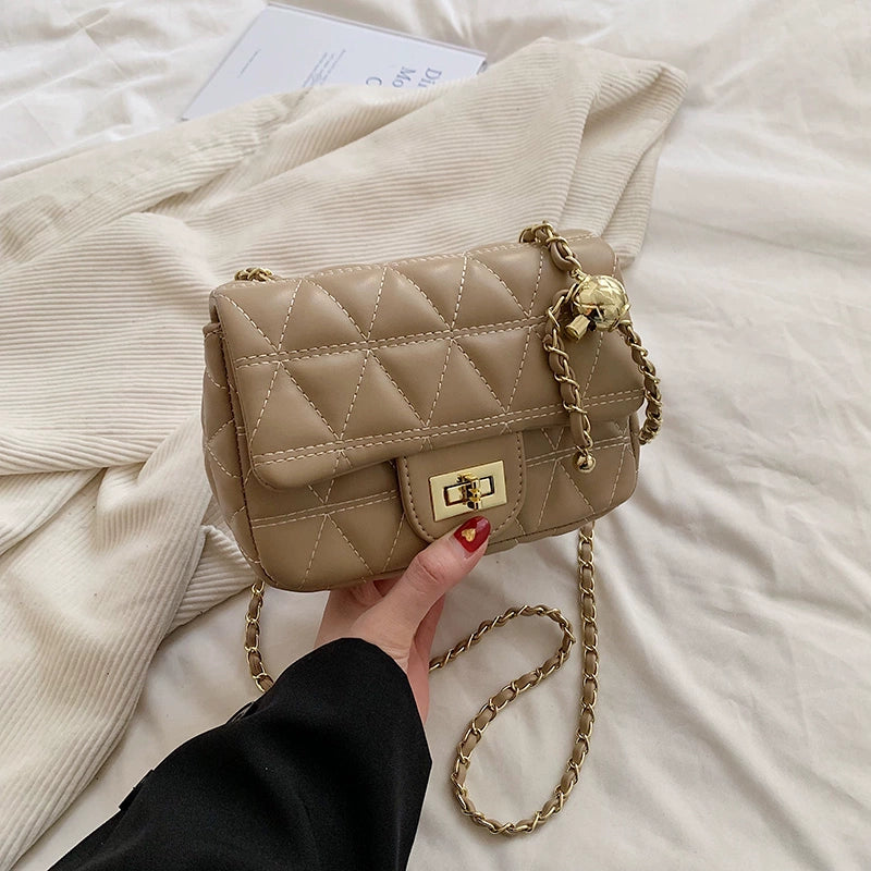 Women's Ringling Chain Shoulder Bag