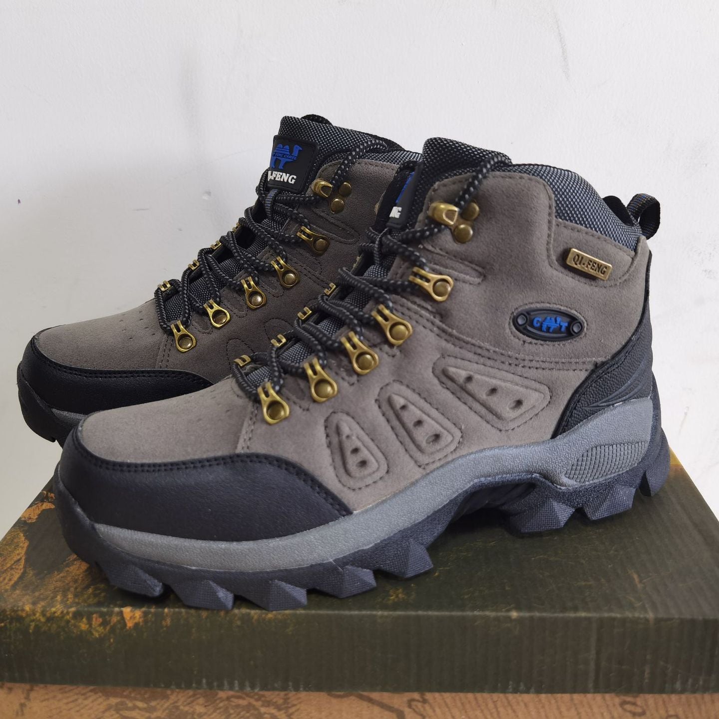 Men's High Top Outdoor Trendy Hiking Shoes