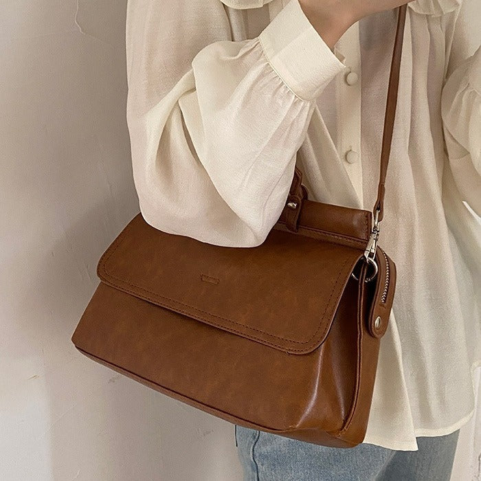 Women's Leather Retro Large Capacity Trendy Bag