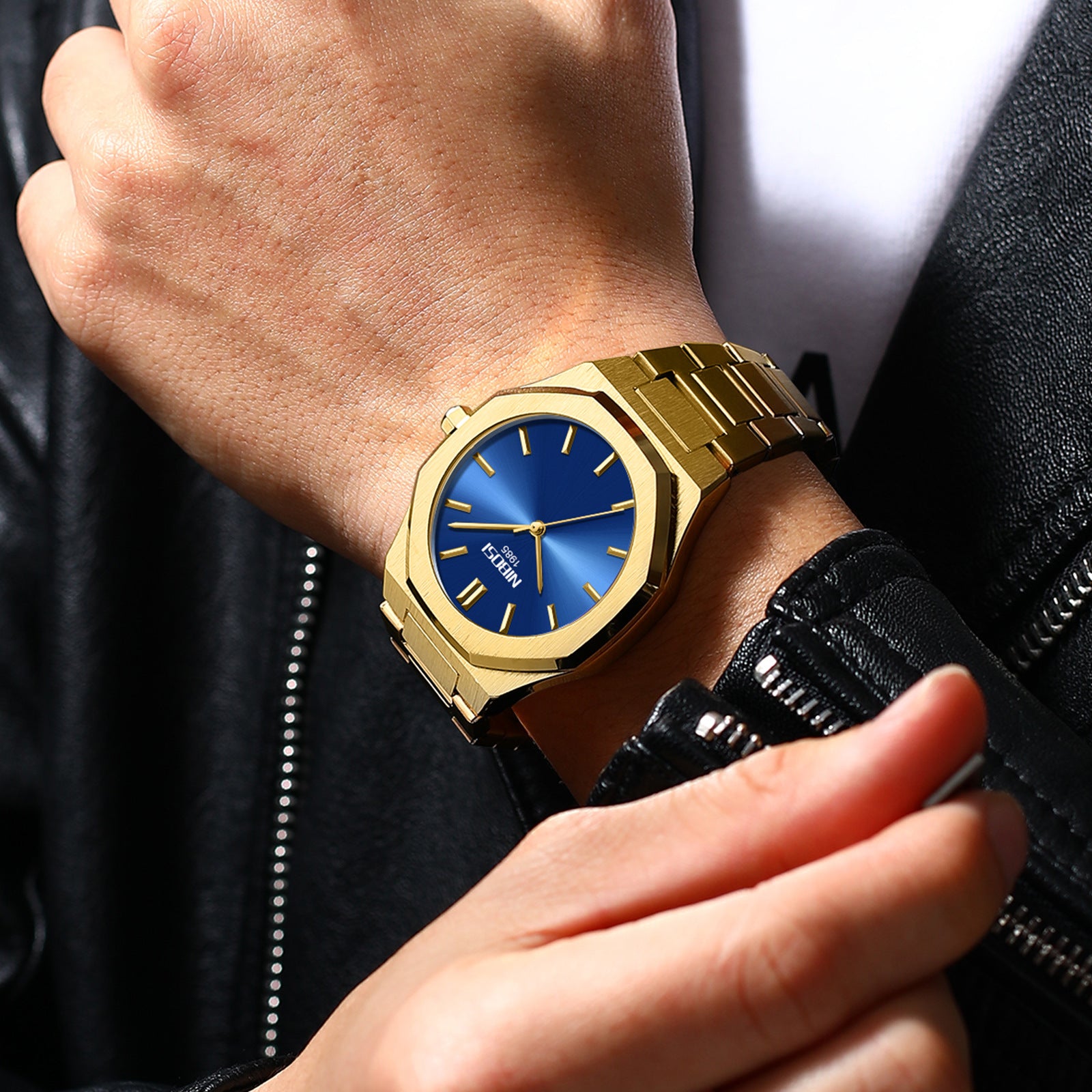 Men's Simple Rhombus Gold Watch