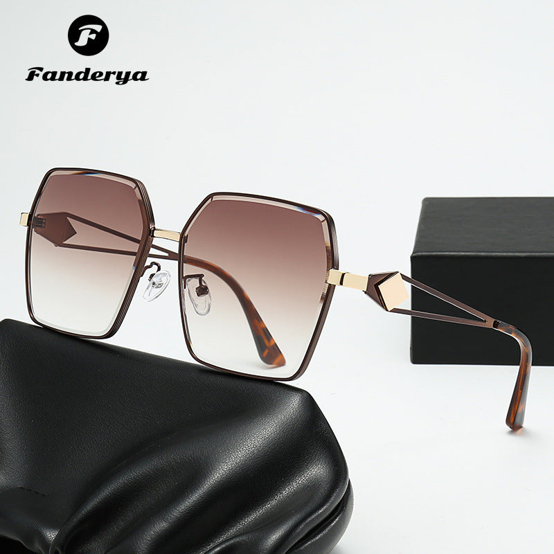 Women's Large Frame UV Protection Sunglasses