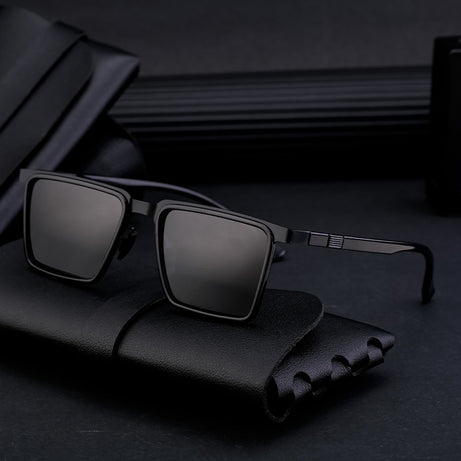 Women's Small Frame Retro Box Sunglasses