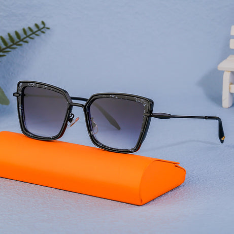 Women's Fashion Retro Punk Style Sunglasses