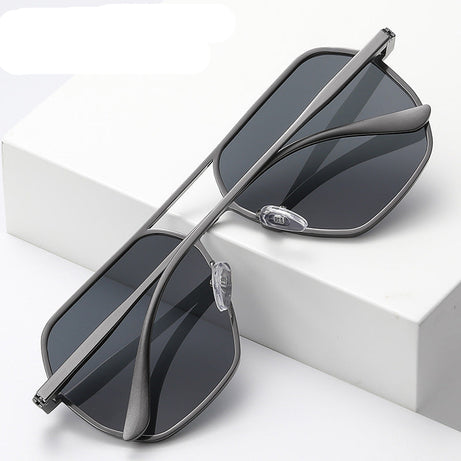 Men's Color-Changing Polarized Aluminum Sunglasses