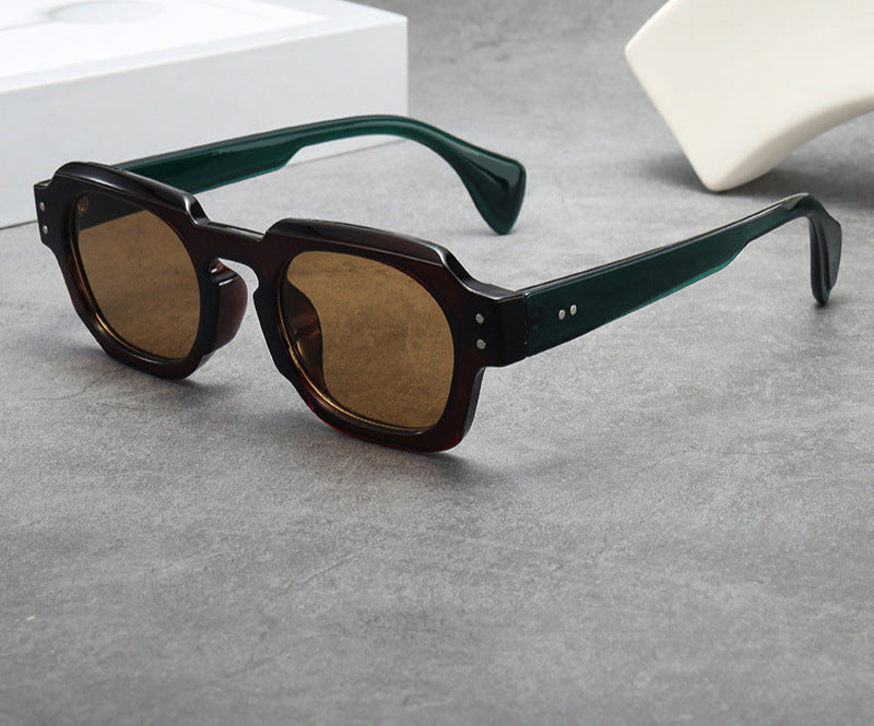 Women's Fashion Style Personalized Beach  Sunglasses