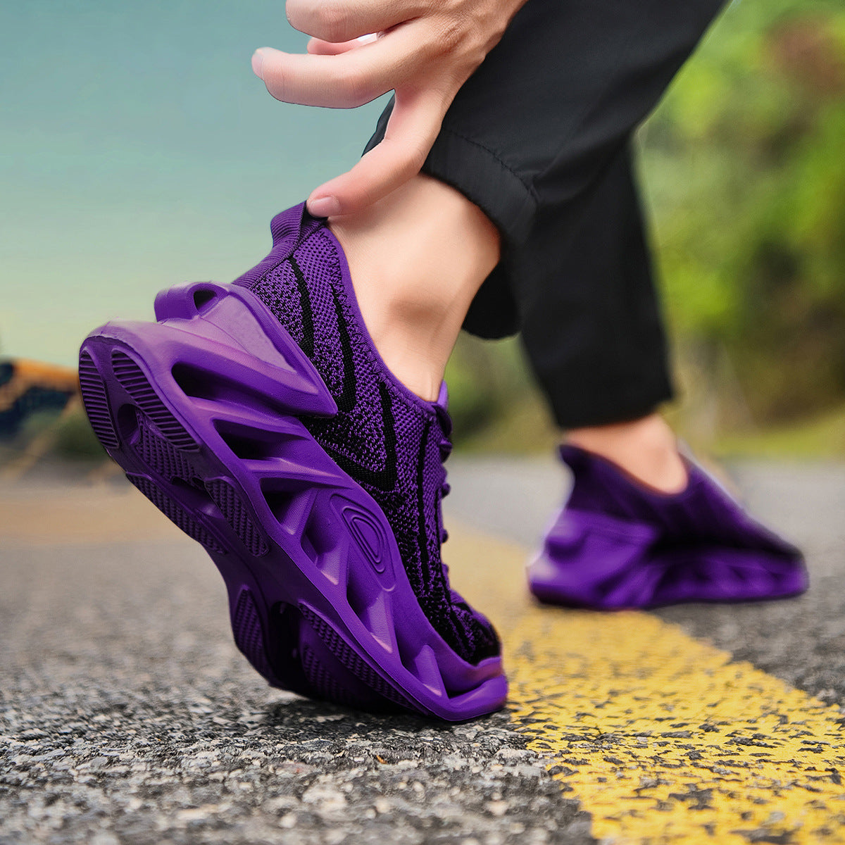 Men's Fly-Woven Breathable Casual Shoes