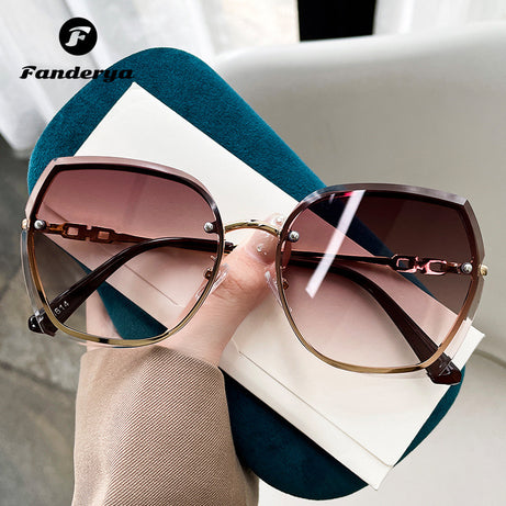 Women's Fashion Big Face Thin Frameless Trimmed Sunglasses