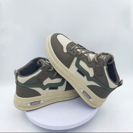Men’s Casual Comfort Sneakers – Olive (In Stock)
