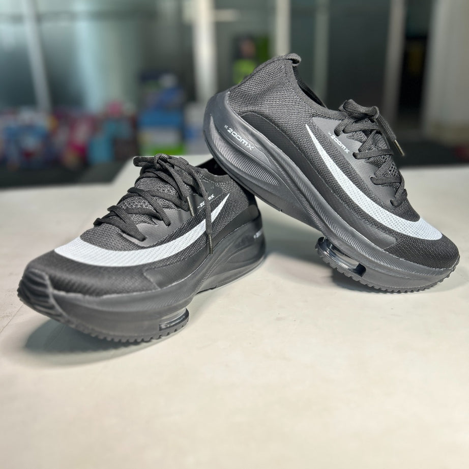 Men's  Mesh shoes Breathable Sneakers (In Stock)